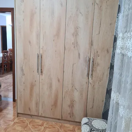 Skynstone * Sarandë